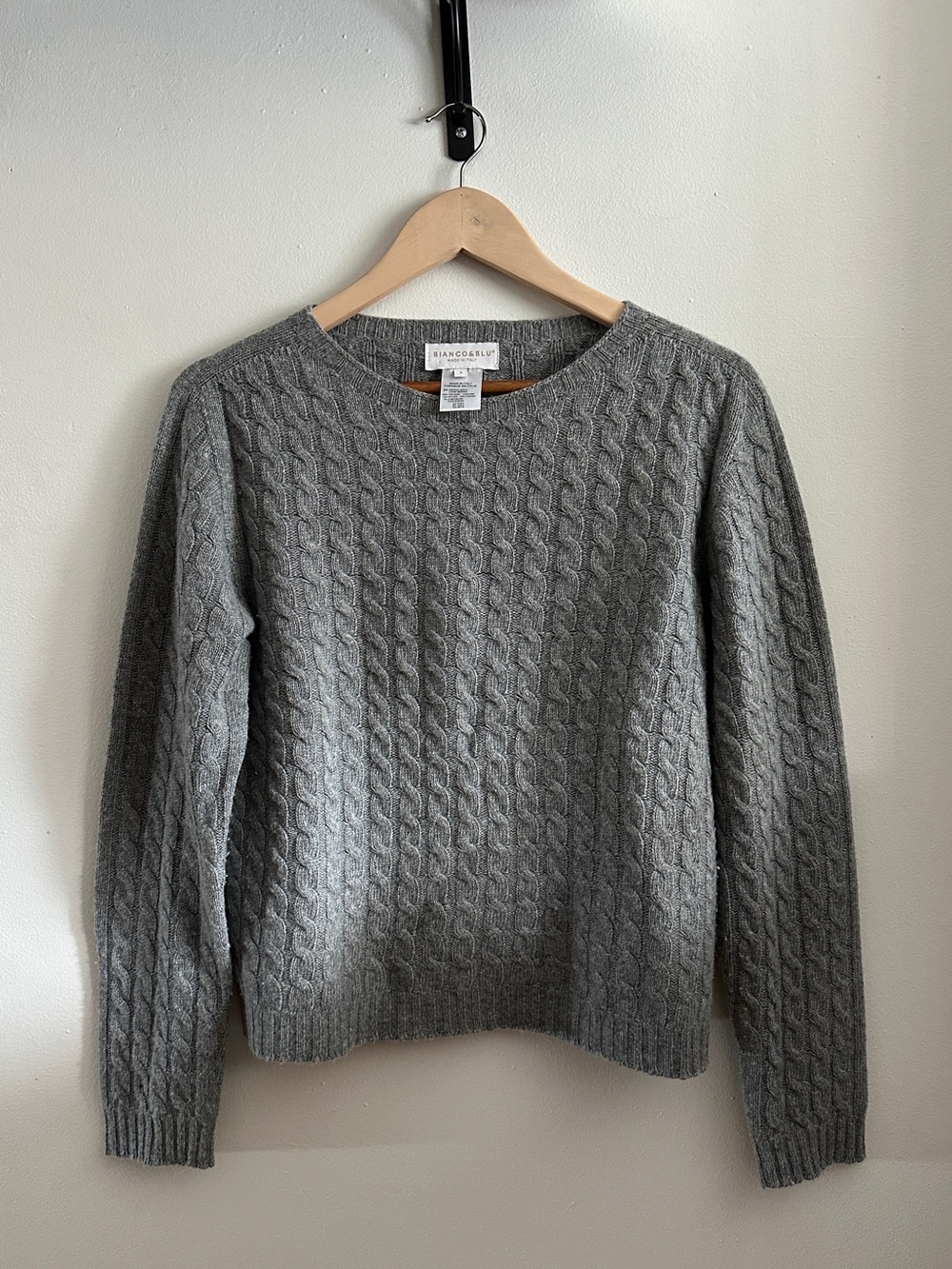 Cable Knit Crewneck Sweater - Gray